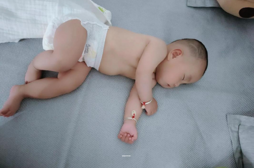 安顺五个月宝宝体重